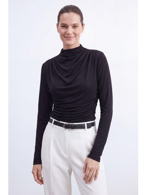 Puane Kadın Modern Kesim Drapeli Bluz 10785