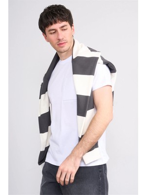 Çetinkaya Mentality 4508 Bisiklet Yaka Regular Modelli T-Shirt Beyaz