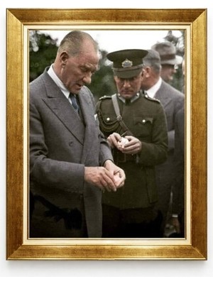Atatürk Altın Varaklı Paspartulu Tablo