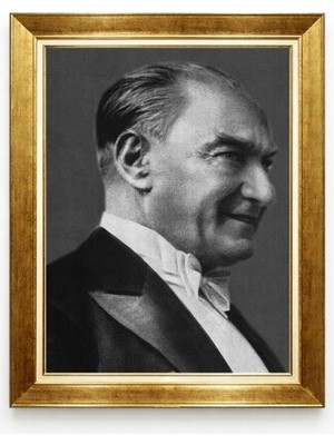 Giyense Gülen Atatürk Portre Tablo - Klasik Fraklı Atatürk Resmi - Altın Varaklı Çerçeveli Duvar Dekoru