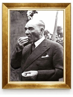 Atatürk Nostaljik Siyah Beyaz Fotoğraf Çerçeveli Tablo - Giyense Tarihi Atatürk Kanvas Tablo