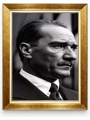 Atatürk Portresi Altın Varaklı Çerçeveli Tablo Siyah Beyaz Karizmatik Poz