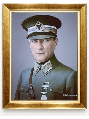 Mustafa Kemal Atatürk Askeri Üniformalı Kanvas Tablo - Mareşal Portre