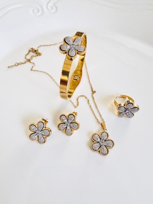 Devi Fashion Çiçek  Kolye Küpe Bilezik Yüzük Çelik Set