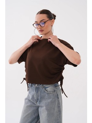 Mega Life Yandan Ip Büzgülü Kristal T-Shirt