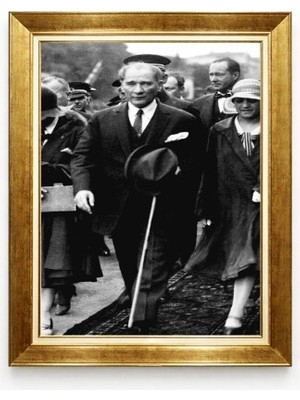 Tablore Mustafa Kemal Atatürk Lider Portresi Altın Çerçeveli Tablo