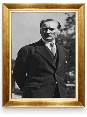 Tablore Atatürk Klasik Siyah Beyaz Takım Elbiseli Çerçeveli Tablo - Nostaljik Duvar Dekoru