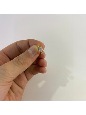 Lorivelle Kadın Altın Renk Zirkon Taşlı Tektaş Model Kararmaz Vip Halka Küpe