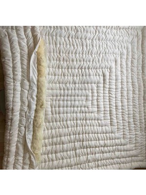 Emmioğulları Tekstil Yün Yorgan Battal 220×240