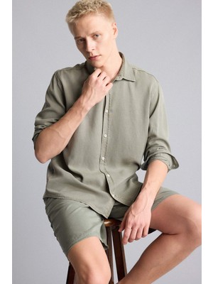 DeFacto Premium Regular Fit Gömlek Yaka Twill Uzun Kollu Gömlek G0406AX26SP