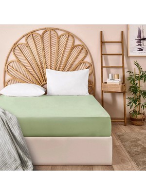 Matmel Soft Basic Tek Kişilik Düz Kenar Saten Çarşaf - Yeşil - 160X240 cm