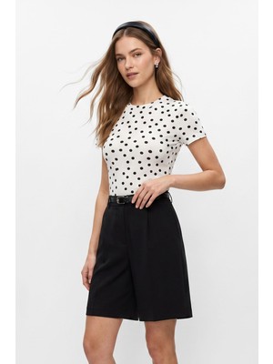 Rays Beyaz Bisiklet Yaka Kısa Kol Puantiyeli Slim Fit Tişört 2911