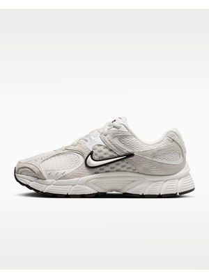 Nike IX0197-105 W V5 Rnr Suede 2  Beyaz