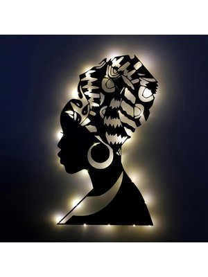 Afrikalı Kadın Metal Duvar Dekoru LED Işıklı | Siyah Kraliçe Metal Duvar Dekoru | Afrika Sanatı | Kültürel Miras Hediyesi | 61X36 cm (24X14 Inç)