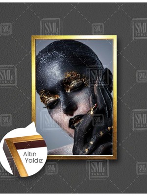 SML Tablo Gold Makyajlı Kadın Makyaj Modeli Make Up Kuaför Dekor Dikey Çerçeveli Kanvas Tablo