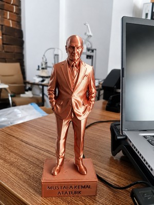 TSC Çalışma Masası ve Kitaplık Için Dekoratif 15 cm Atatürk Heykeli Modern Hediyelik (Plastik)