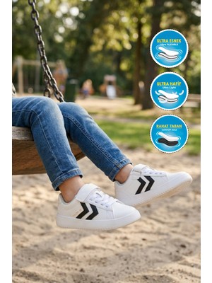 Hummel 900869 Hml Malmo Jr Beyaz-Siyah Unisex Çocuk Spor Ayakkabı