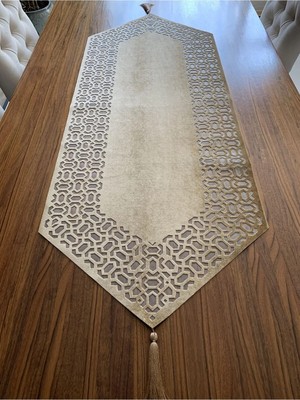 Nurhan Home Collection Trendy Modeli Gold Renk Bal Tüllü Masa Runner