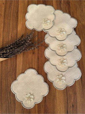 Nurhan Home Collection 6 Adet Gümüş Papatya Broşlu Kahve Yanı Kokteyl Sunum Peçetesi