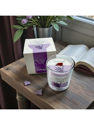 Kokulu Mum - 150 gr Ahşap Fitilli Kokulu Mum |%100 Doğal Soya Mumu | Özel Hediye Kutulu | Parafinsiz Saf Soya Wax (Lavanta)