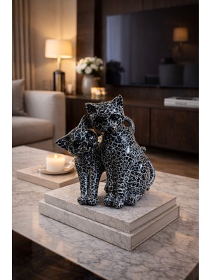 Vintage Görünümlü Kedi Figürü – Dekoratif Modern Ev Aksesuarı