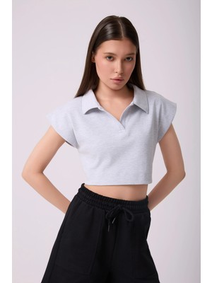 Defy's Kadın Polo Yaka Regular Fit Basic Crop Gri Melanj