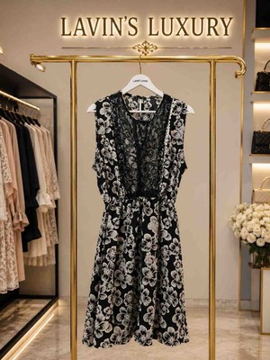 Butik 🖤 Aurelia Kırışmaz Kumaş Dantel Yaka Çiçek Desenli Elbise 🖤