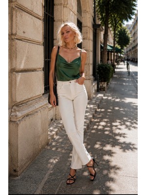 İbeeka Efortless Chic ! Saten Degaje Yaka Askılı Bluz