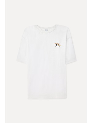 Mudo Erkek Kırık Beyaz Nakışlı Oversize Bisiklet Yaka T-Shirt