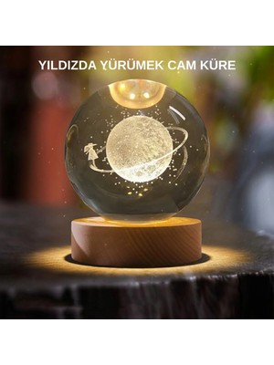 MiraLive Sarı Işıklı Dekoratif Cam Küre Kız Figürlü Ahşap Standlı