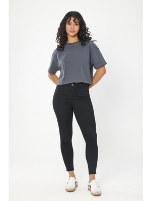 Windy Island Kadın Bisiklet Yaka Basic Oversize Crop T-Shirt