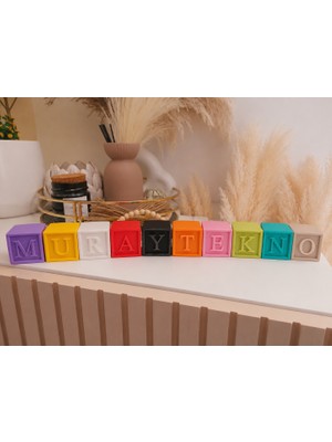 MurayTekno -Dekoratif Alfabe Harf Küp 5X5X5 cm Bebek Odası Doğum Günü Baby Shower Masa Dekoru-1 Adet(Sarı)