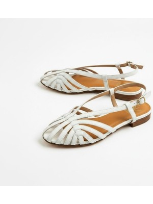 Ne&Ve Shoes Beyaz Mat Deri Biye Kadın Günlük Sandalet