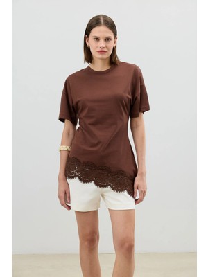 Antioch Kahve Dantelli Pamuklu Kadın T-Shirt