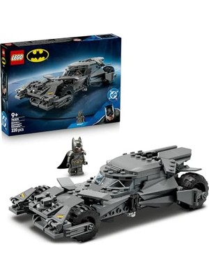 Dc ve Superman Batmobile 76331-9 Yaş ve Üzeri Erkek ve Kız Çocuklar Için Kumaş Pelerinli, Zırhlı Hatıra Minifigürü Içeren Yaratıcı Oyuncak Yapım Seti, Hediye Fikri (220 Parça)
