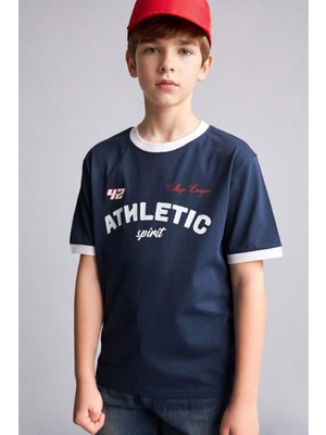 DeFacto New Regular Fit Bisiklet Yaka Baskılı Kısa Kollu Tişört Erkek Çocuk H8071A826HS