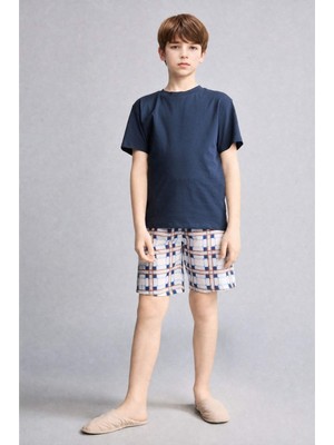 DeFacto %100 Pamuk Baskılı Tişört Şort Pijama Takımı Erkek Çocuk H4112A826HS