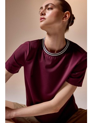 DeFacto Standart Fit Polo Yaka Sporcu İpek Karışımlı Kısa Kollu Tişört G9456AX26SM
