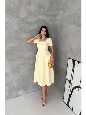 Neşeli Butik Kadın Sarı Kare Yaka Taş Detaylı Etek Drapeli Midi Boy Elbise ---- NBK4621