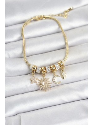 My Best Store Pirinç Gold Renk Gündüz ve Gece Temalı Charmlı Kadın Bileklik