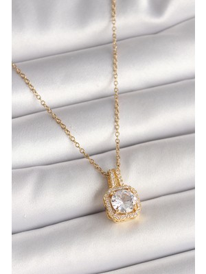 Die Grup 316L Çelik Gold Renk Zincir Zirkon Taşlı Kare Model Kadın Kolye - TJ-BKO9956