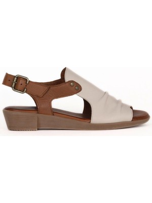 Bueno Shoes Gri Deri Kadın Düz Sandalet