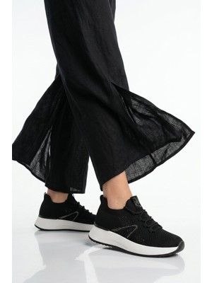 Aspor Siyah Anorak Bağcıklı Kadın Sneaker