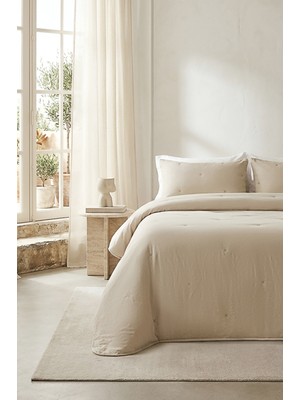 Ocean Home Textile Nakışlı Bej Çift Kişilik Yatak Örtüsü Seti 1 Adet 250 x 230 / 2 Adet 50 x 70 cm