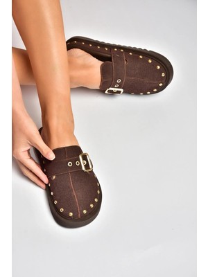 Fox Shoes Y918143802 Kahverengi Süet Önü Kapalı Zımba Detaylı Sabo Terlik