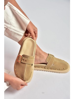 Fox Shoes Y918143802 Bej Süet Önü Kapalı Zımba Detaylı Sabo Terlik
