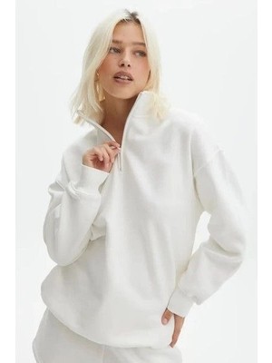Uzun Kol Yarım Farmuarlı Yakalı Basic Sweatshirt - Beyaz