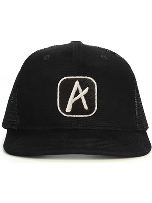 A Patch Snapback Şapka