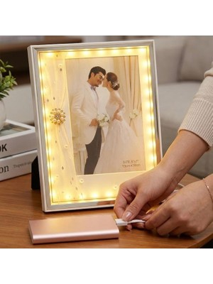 3 Işıklı Fotoğraf Çerçevesi 13X18