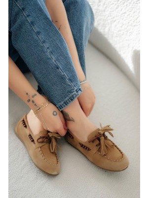Westland Gijon Kadın Püsküllü Hakiki Süet Deri Loafer Ayakkabı Camel